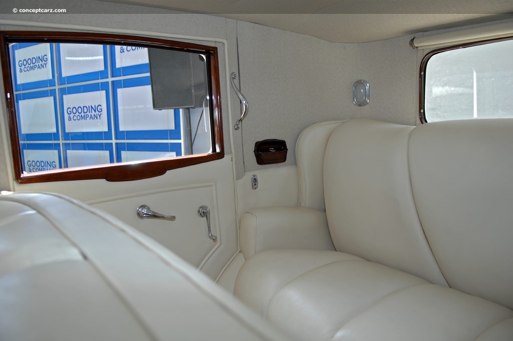 1931 Pierce-Arrow Model 43